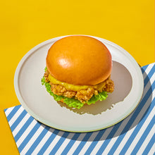 Load image into Gallery viewer, Curry Chicken Burger
